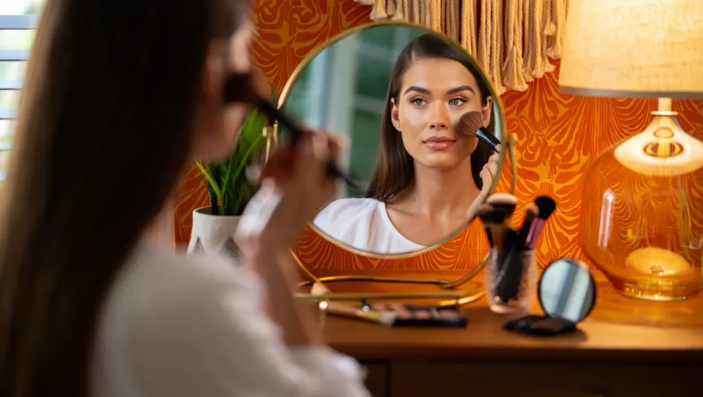 70s Makeup looks Foundation – Light, Dewy, and Bronzed