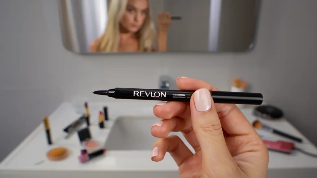 Emo Makeup Is Not About Being a “Makeup Artist”