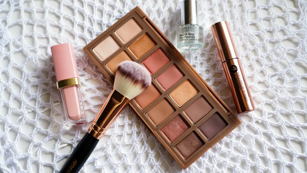 Wedding Makeup Looks A Touch of Shimmer and Dimension